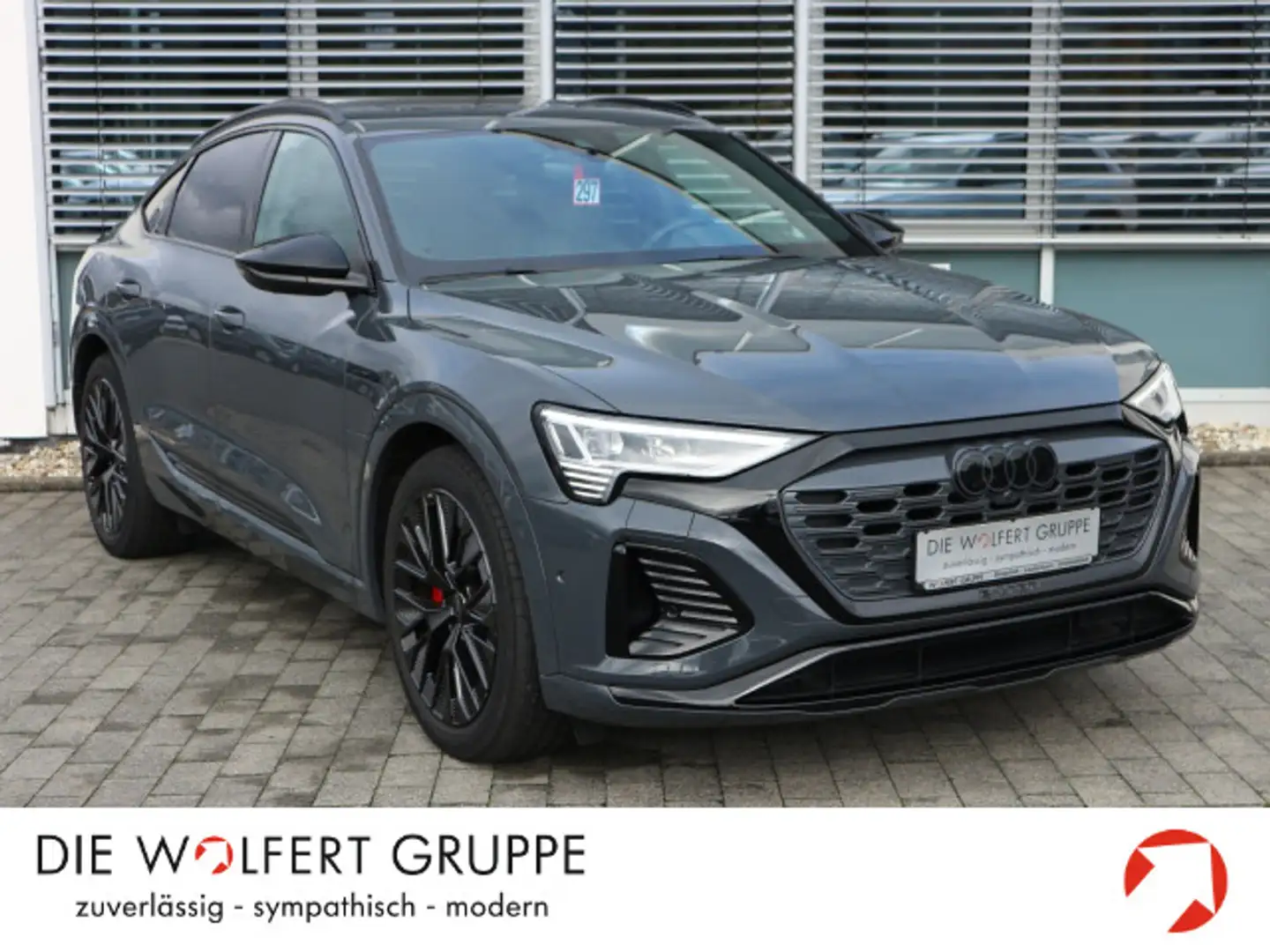 Audi Q8 e-tron Q8 e-tron Sportback 55 quattro S line MATRIX*HUD Gris - 1