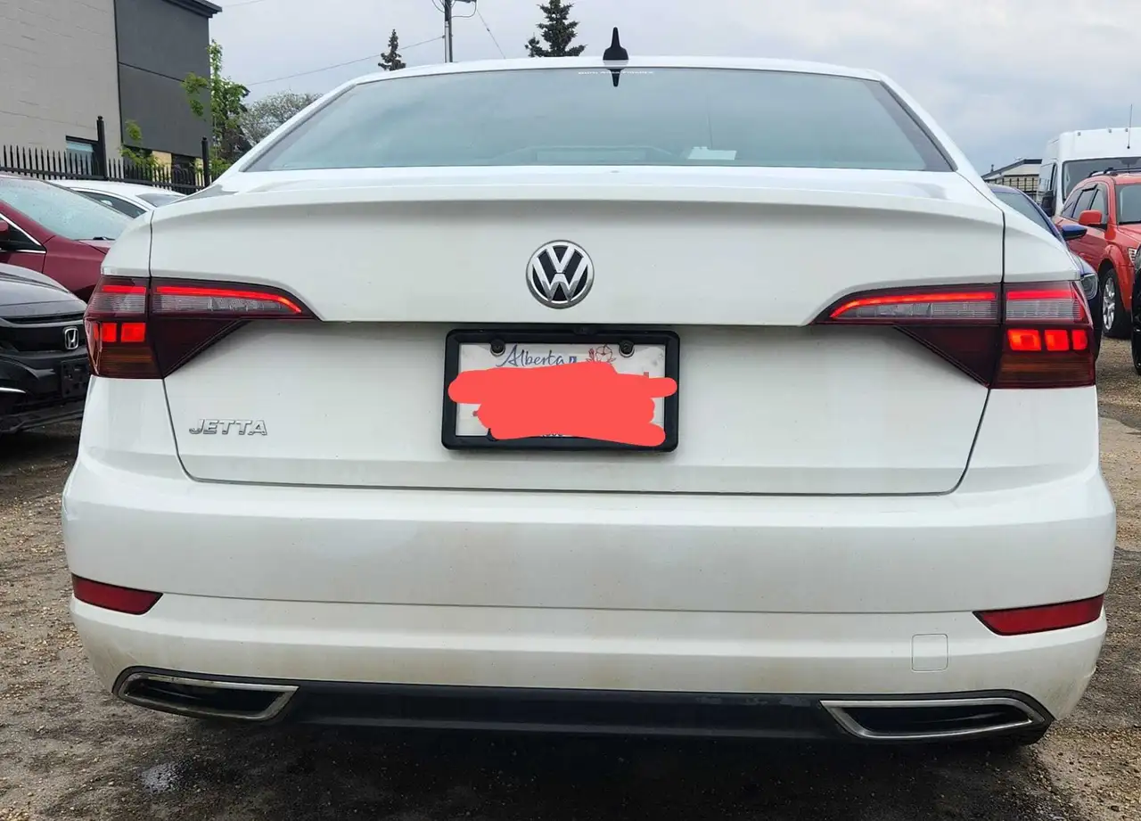 Volkswagen Jetta снимка Volkswagen Jetta