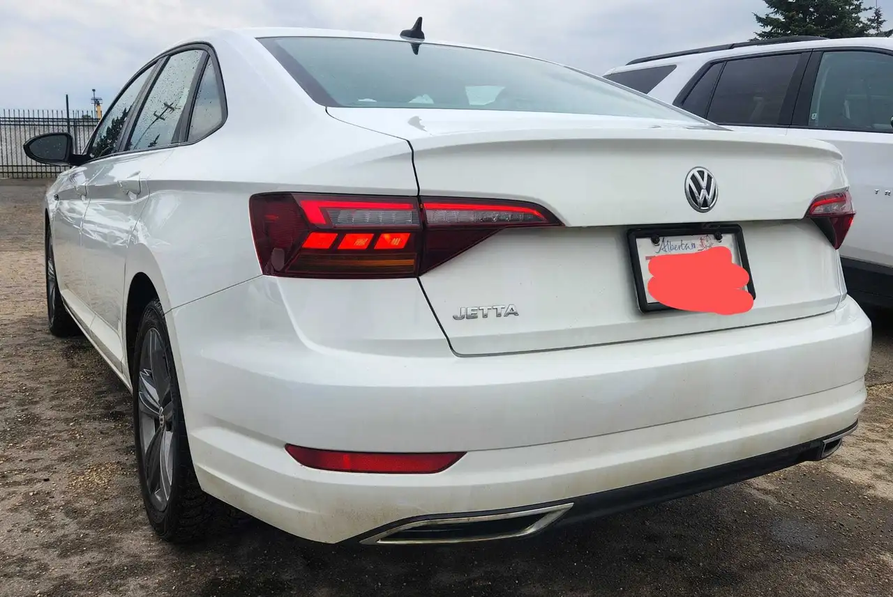 Volkswagen Jetta снимка Volkswagen Jetta