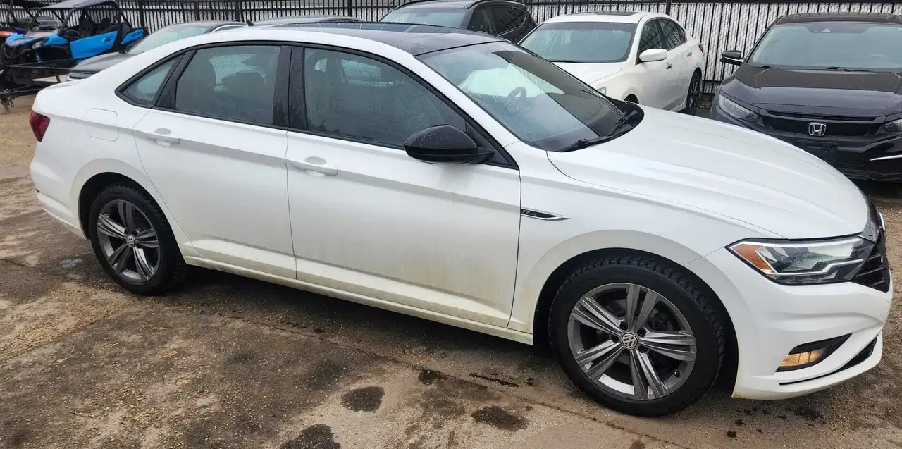 Volkswagen Jetta снимка Volkswagen Jetta