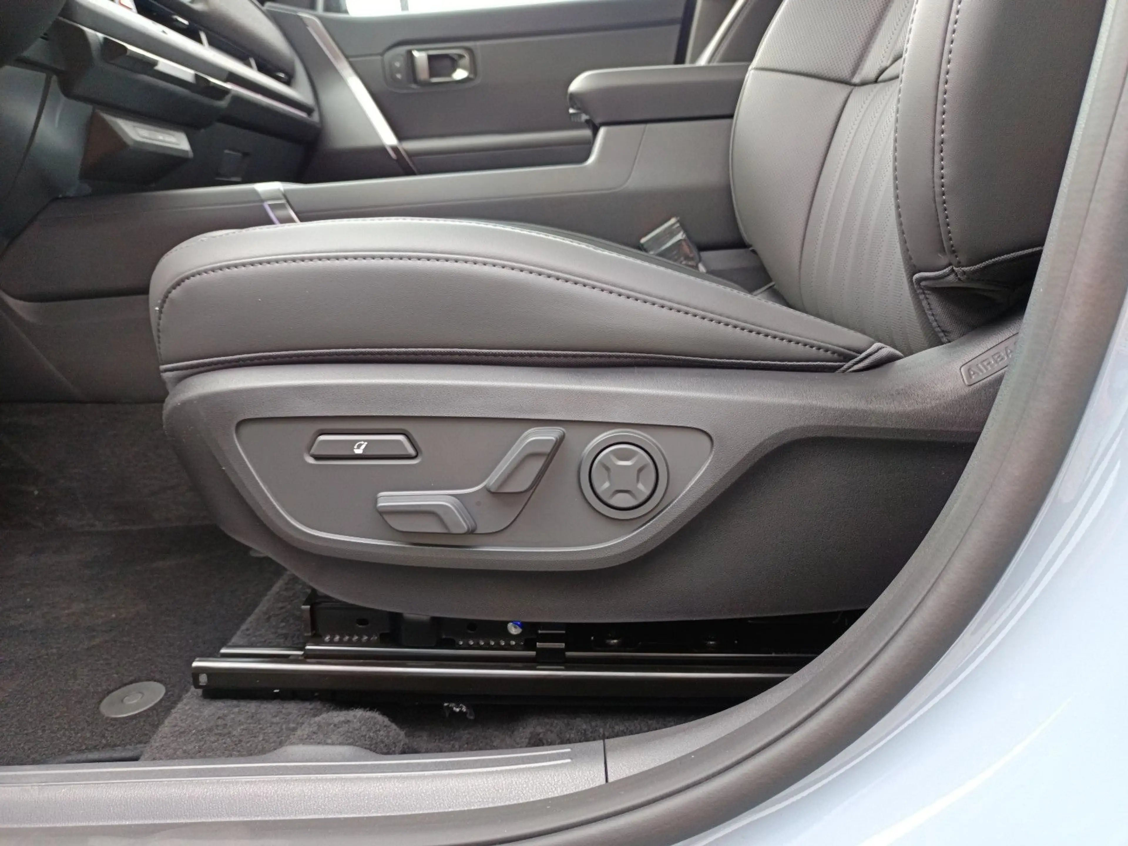 Kia Seltos 132 kW AWD X-Line 180 — photo 8