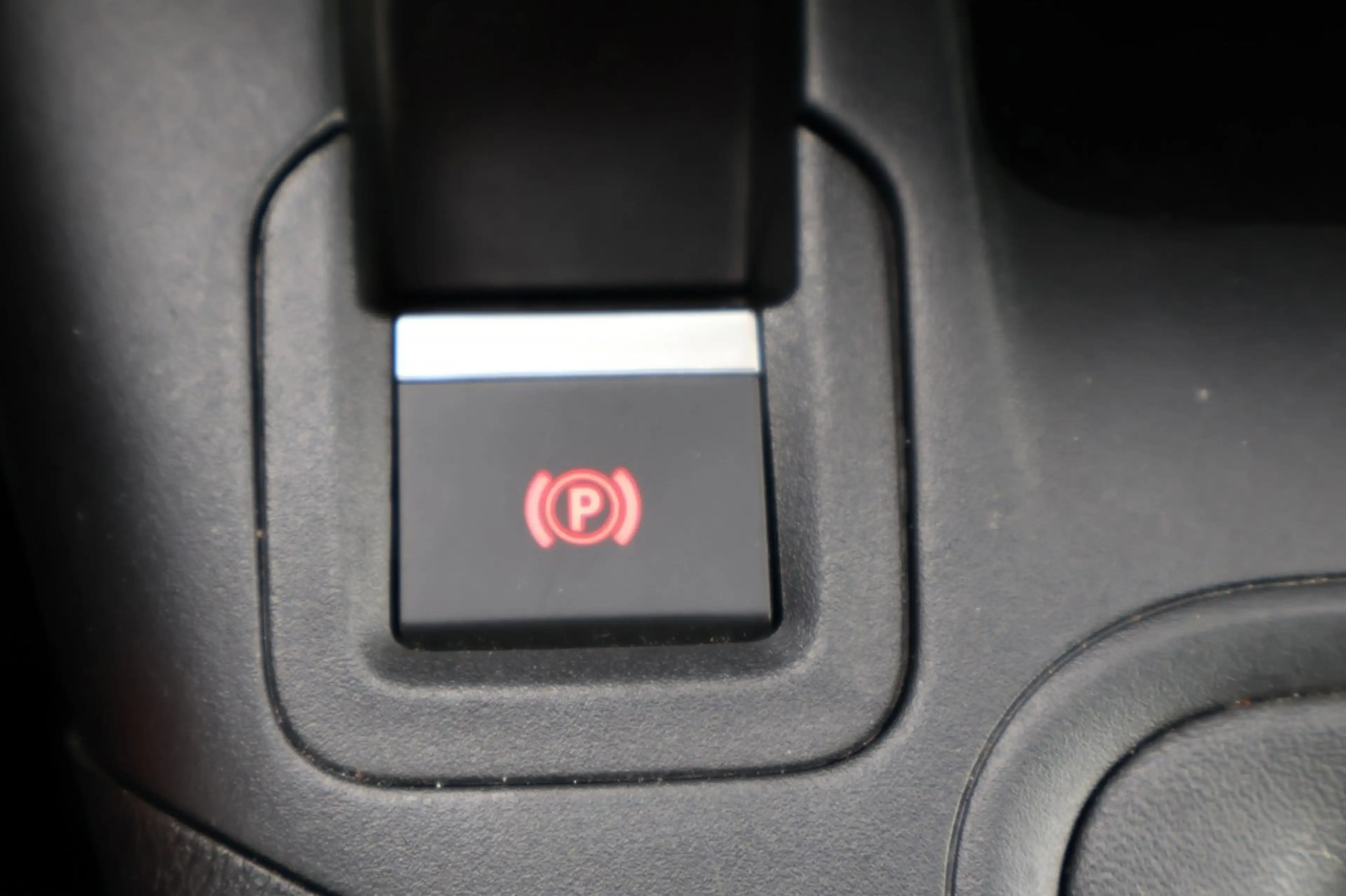 Peugeot Partner 1.5 BlueHDi 100 / Navi / PDC V&A / Camera / Cruise — photo 38