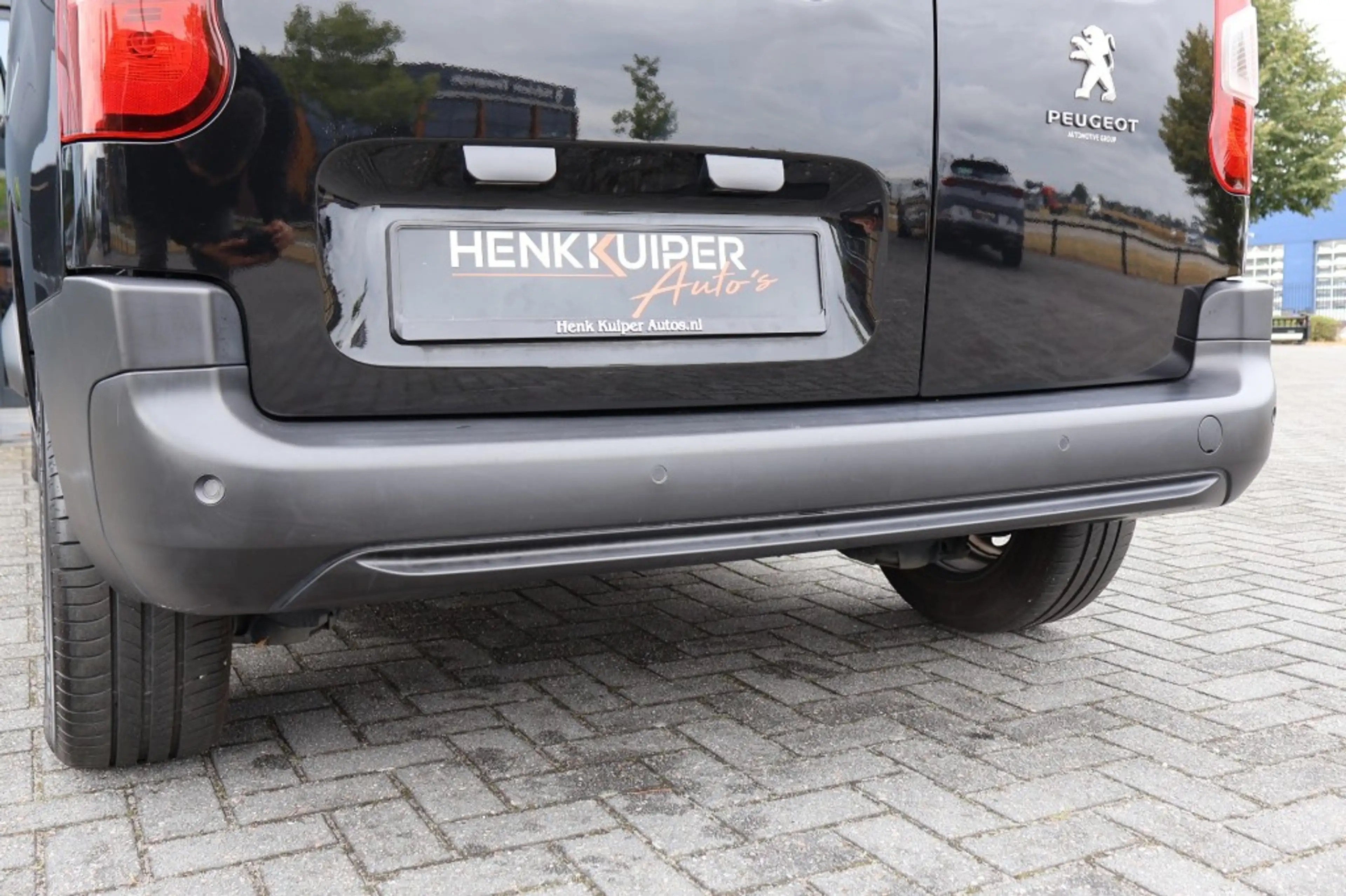 Peugeot Partner 1.5 BlueHDi 100 / Navi / PDC V&A / Camera / Cruise — photo 29