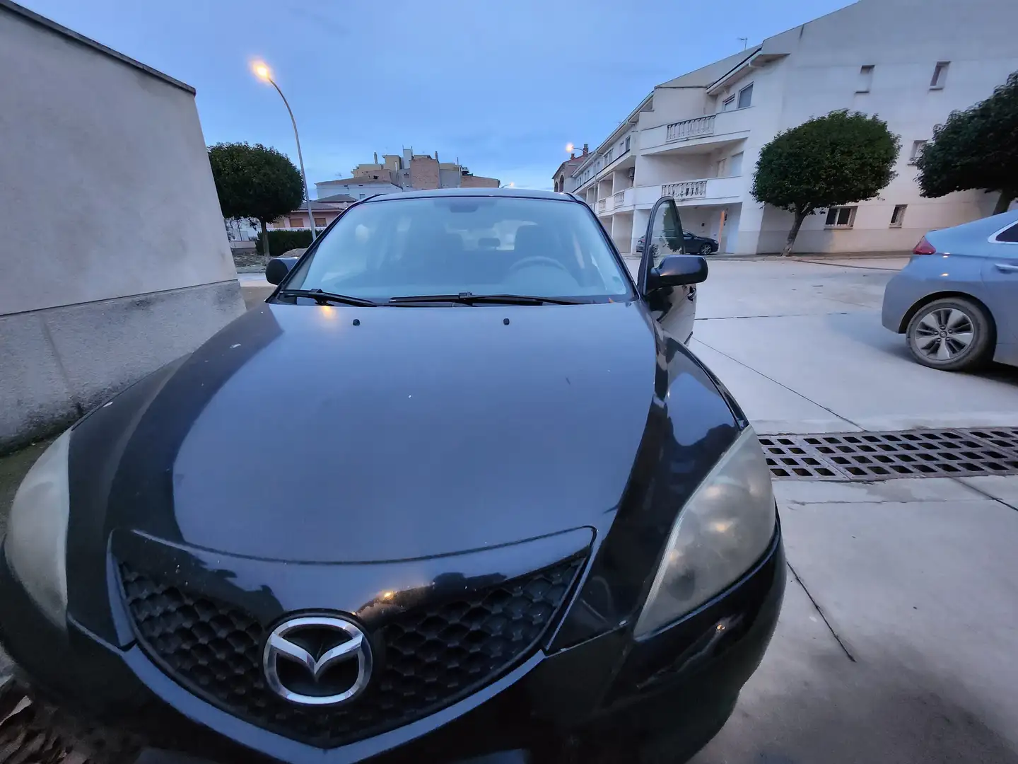 Mazda 3 Mazda3 1.6CRTD Active+ Чорний - 2