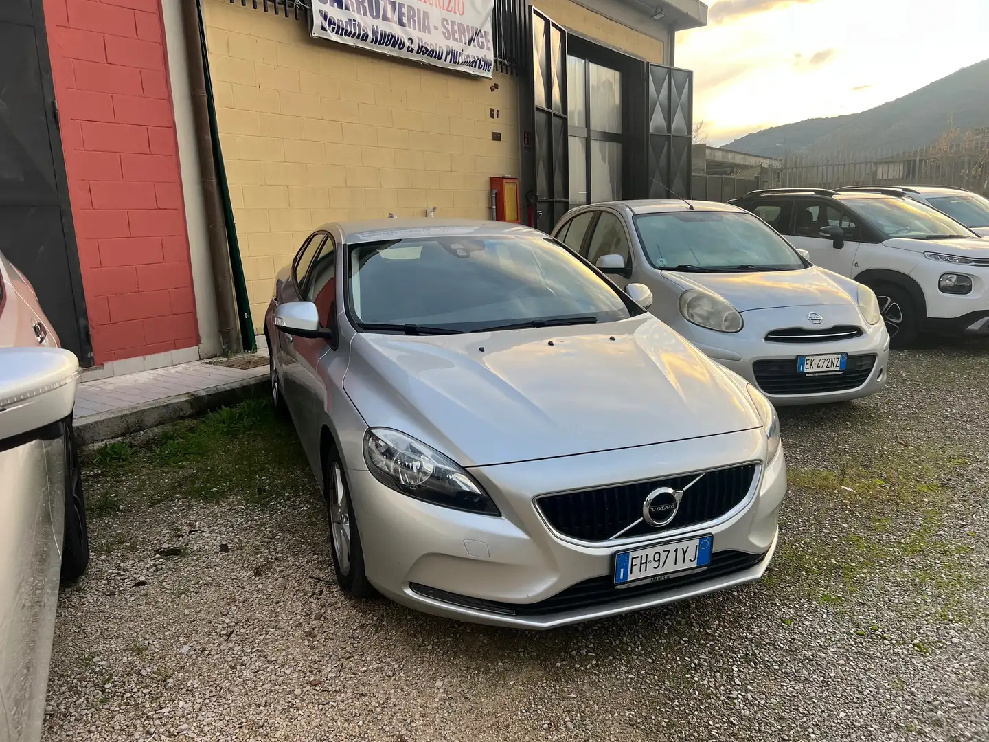 Volvo V40 V40 II 2012 2.0 d2 R-design Momentum my17 Grigio - 1