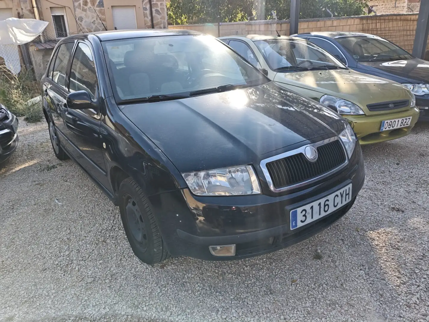 Skoda Fabia 1.4TDi Comfort Negro - 2