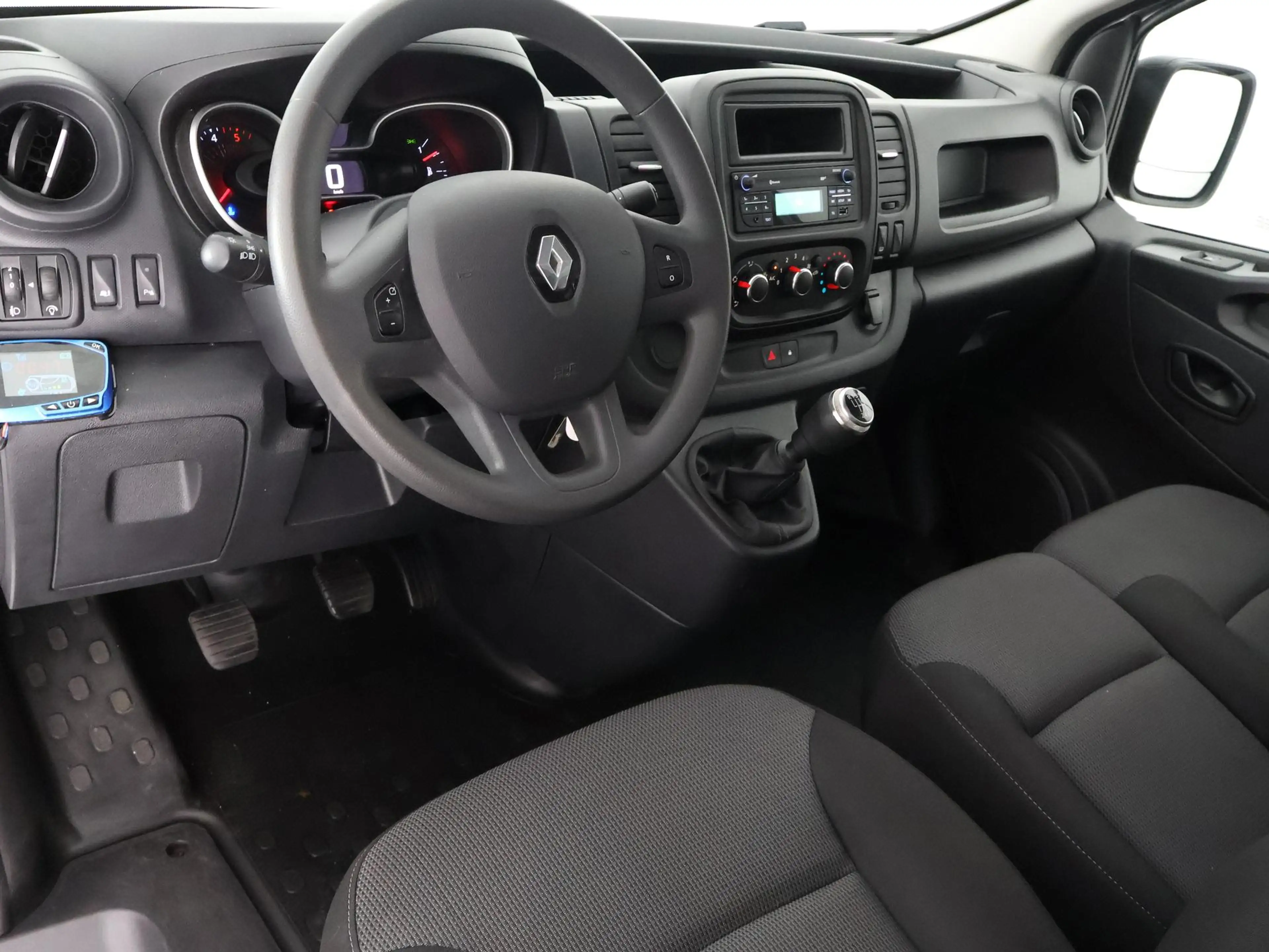 Renault Trafic 2.0 dCi 120 T29 L1H1 Comfort | Trekhaak | Parkeers — photo 7