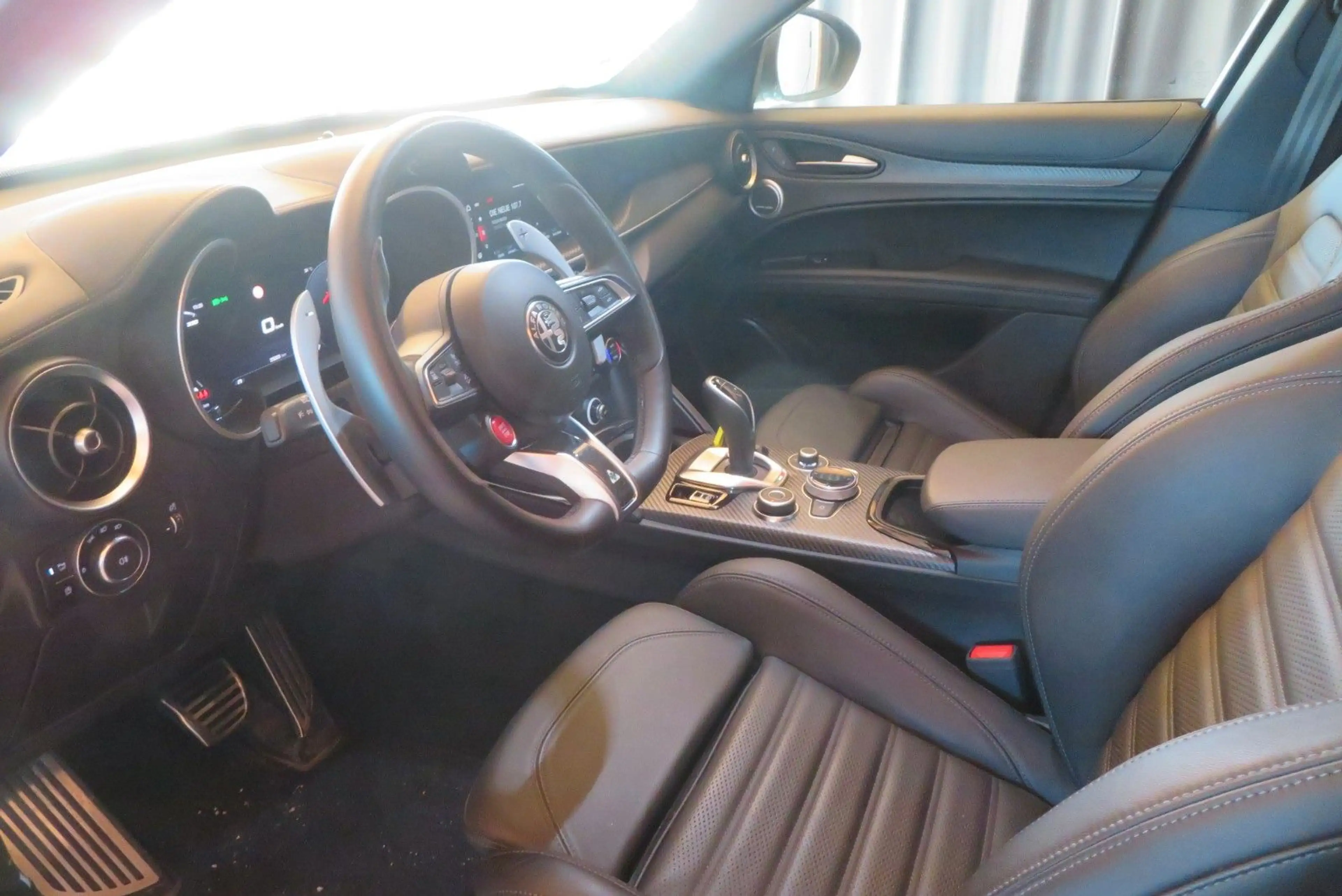 Alfa Romeo Stelvio Quadrifoglio Q4 2.9 Bi-Turbo *Schiebed.* — photo 7