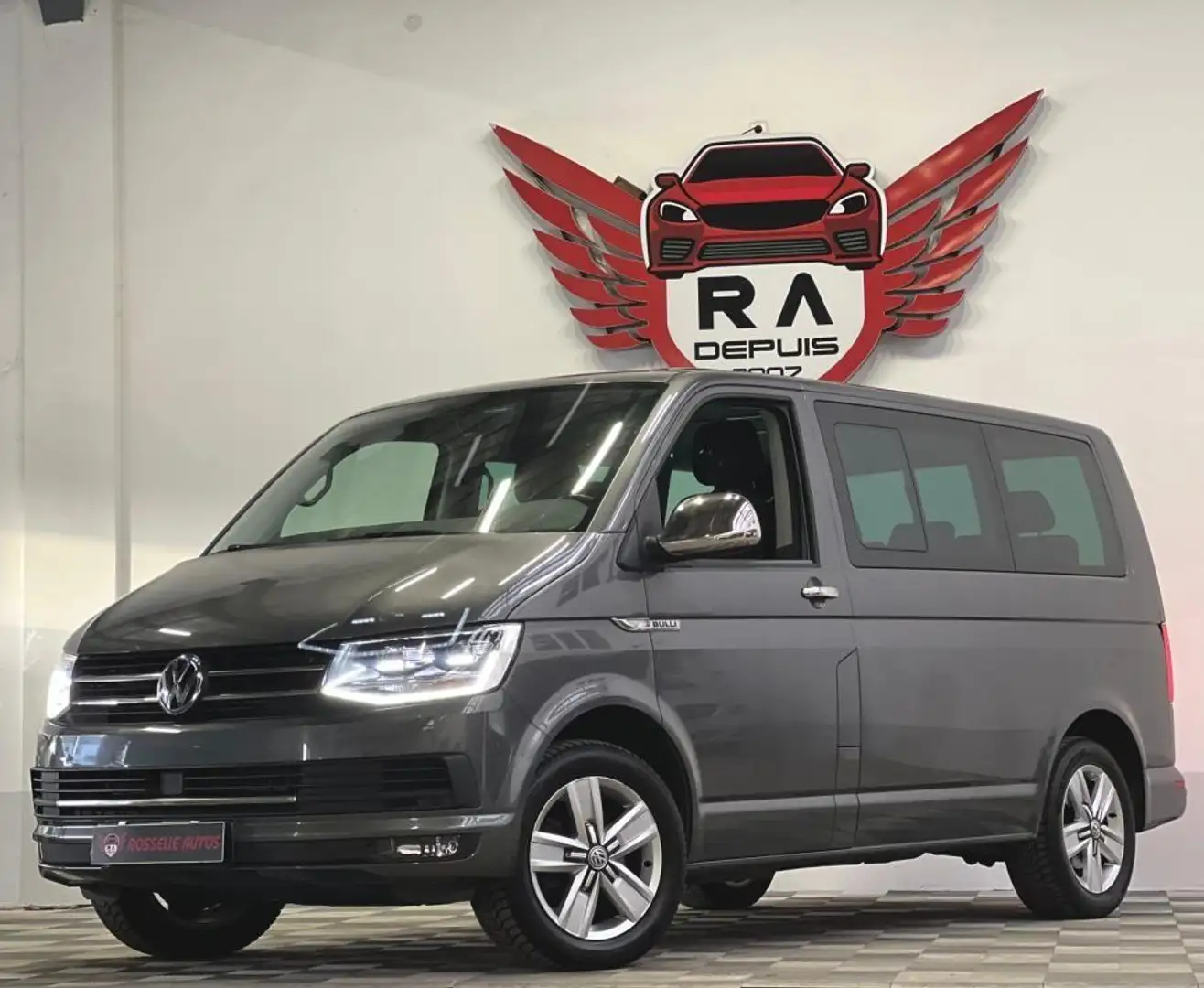 Volkswagen T6 Multivan T6 2.0 TDI 150CH BULLI Grau - 2