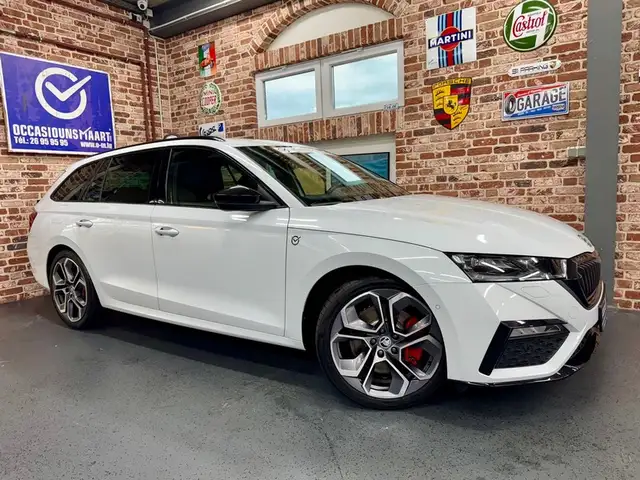 Skoda Octavia Octavia RS Combi 2.0 TSi 245cv Auto