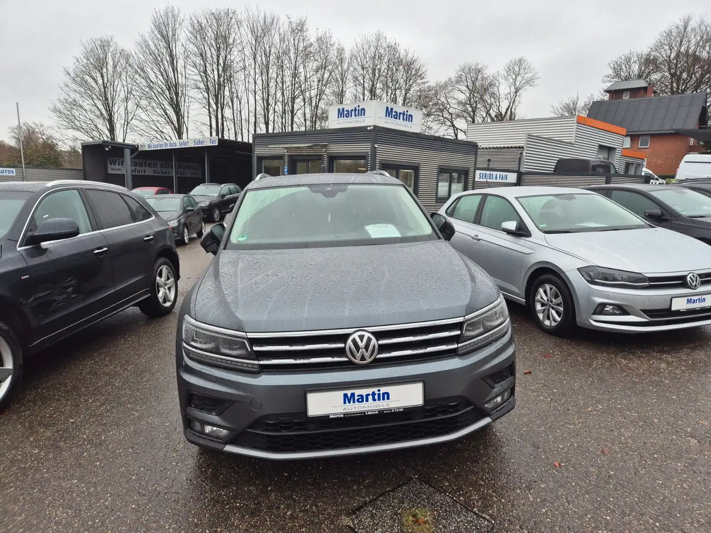 Volkswagen Tiguan Allspace Comf. Pano-Dach/Navi/LED+AHK* Grau - 1
