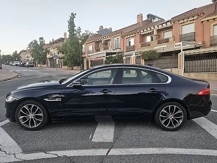 Jaguar XF 2016, foto 3