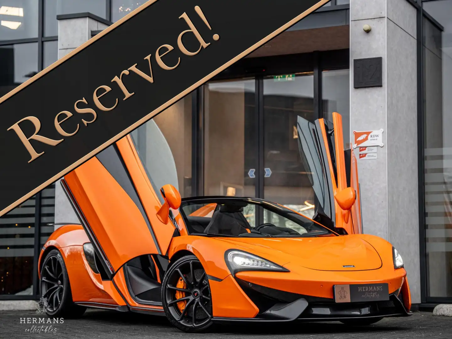 McLaren 570S Spider Launch Edition / Carbon / B&W Audio / Ceram Orange - 1
