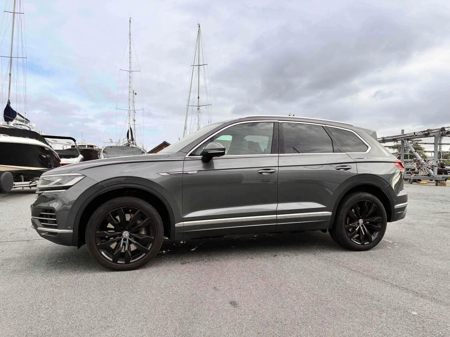 Volkswagen Touareg Touareg 4.0 V8 TDI SCR 4Motion Automatik Grau - 2