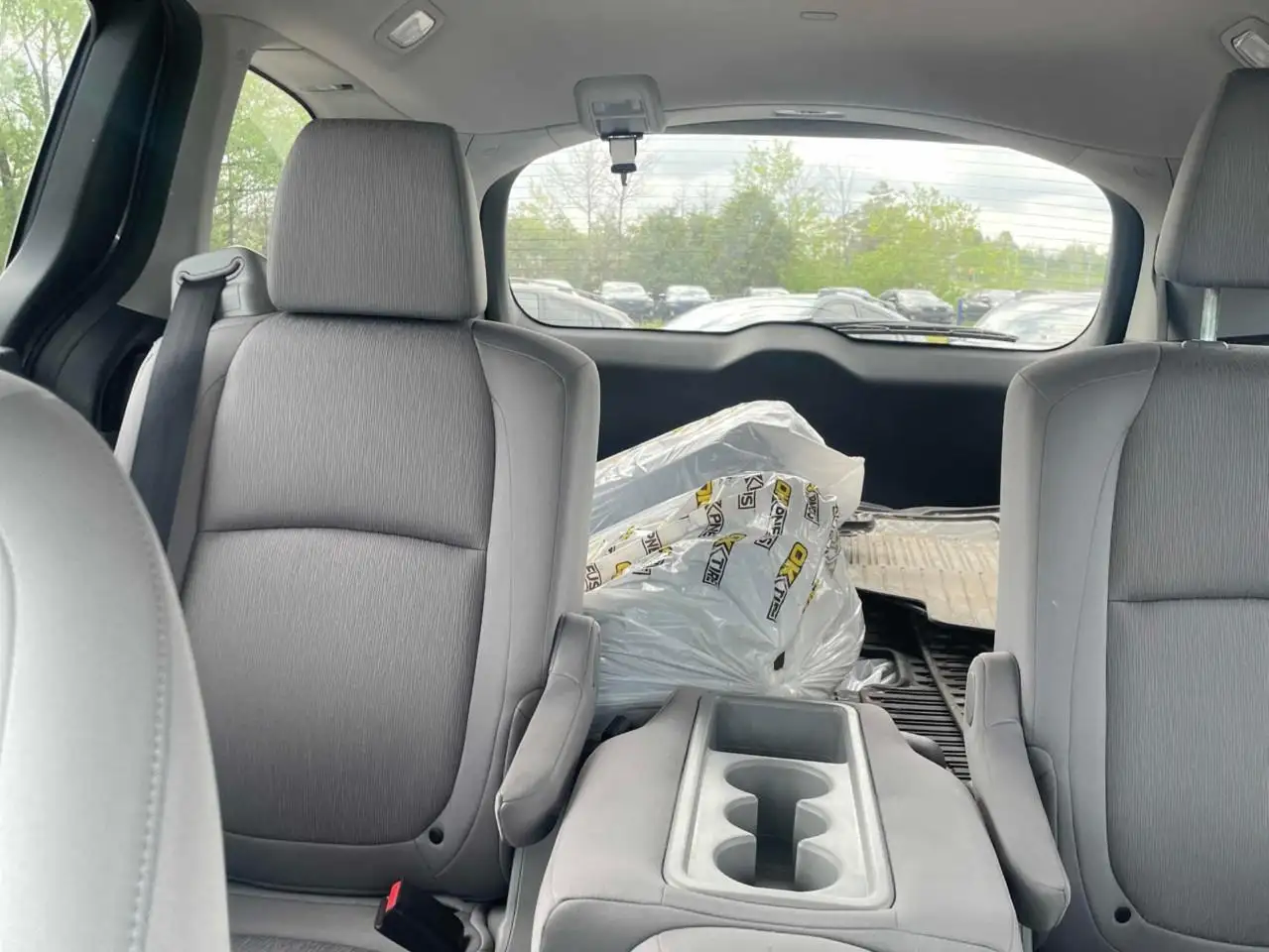 Honda Odyssey снимка Honda Odyssey