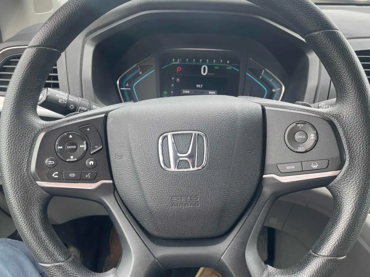 Honda Odyssey снимка Honda Odyssey