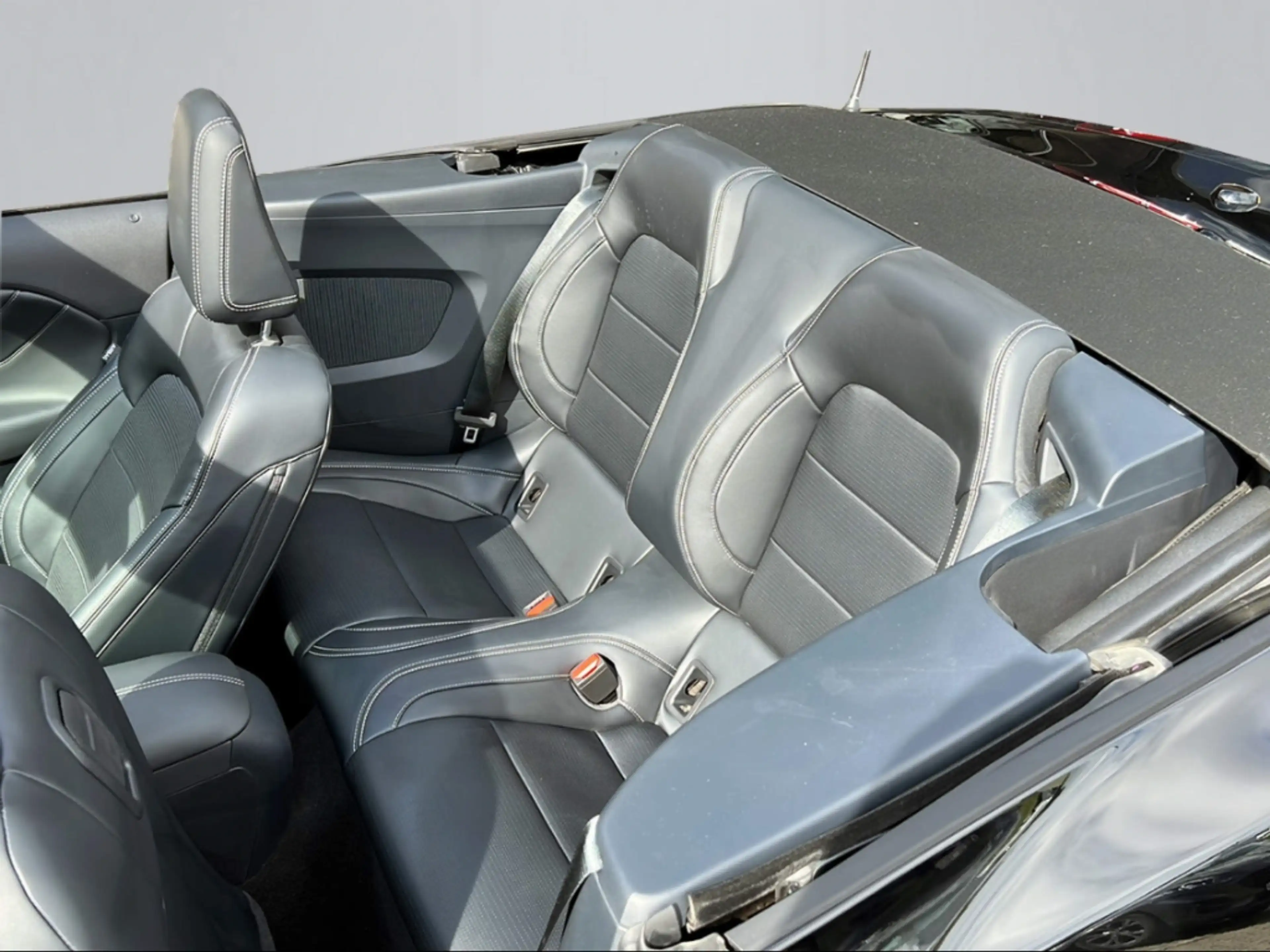 Ford Mustang Convertible 5.0 Ti-VCT V8 GT Navi Leder B&O Klima — photo 9