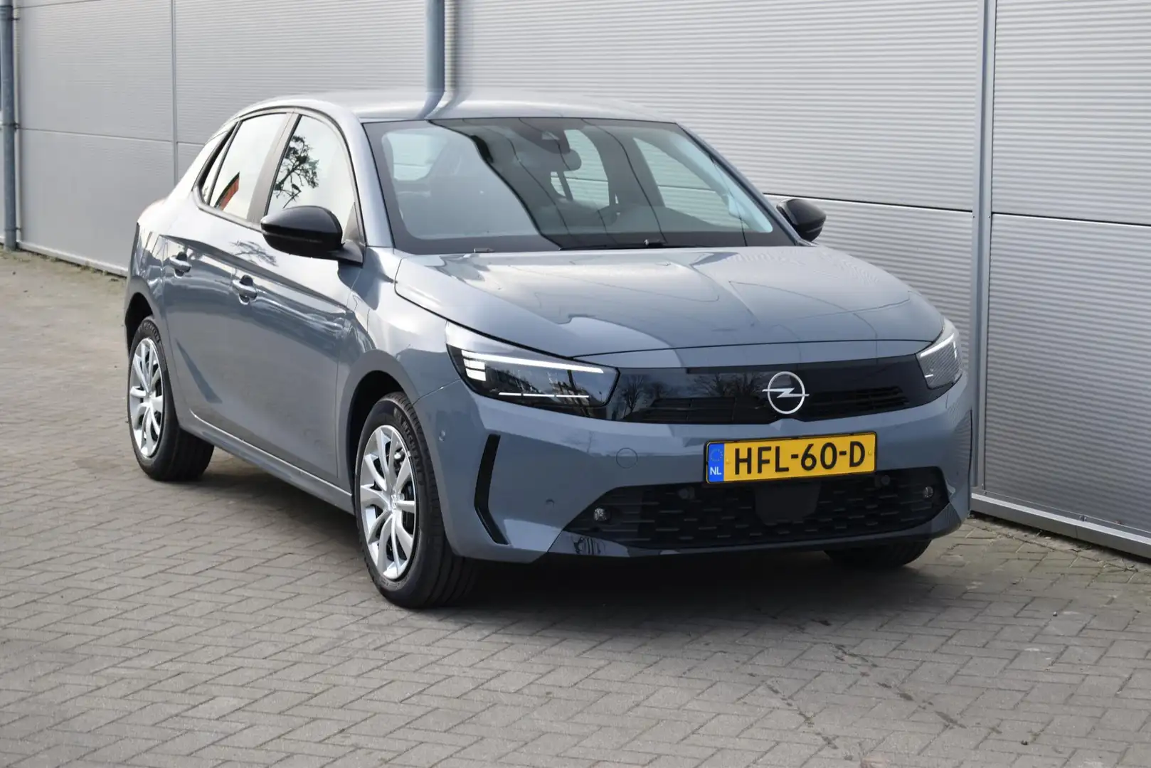Opel Corsa 1.2 Edition VOORRAAD KORTING Grau - 2