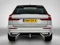 Volvo XC60 2.0 T6 AWD Ultra Dark | Trekhaak | 360° Camera | Grau - thumbnail 3