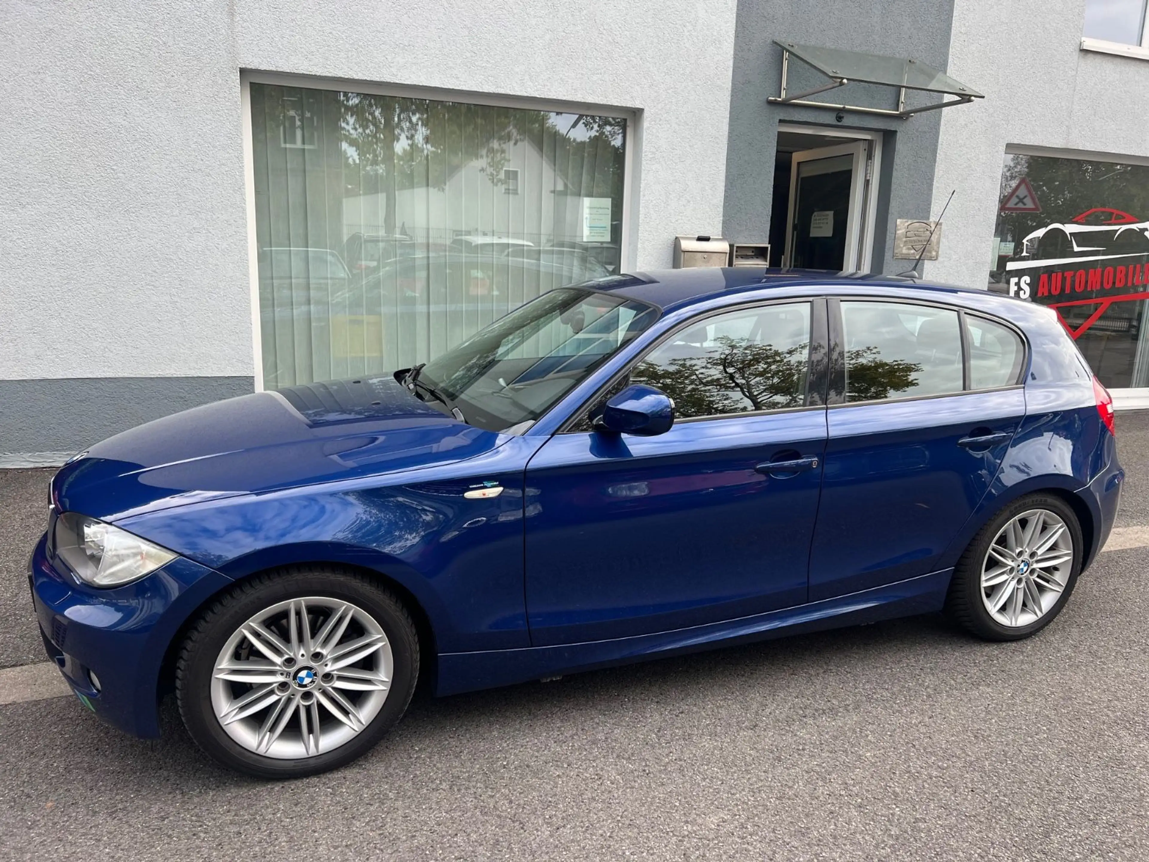 BMW 118 i Sport-Paket M"1.Hand"Lückenlos Scheckheft" — photo 4