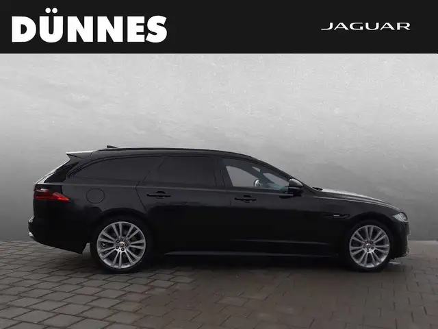 Jaguar XF view 6