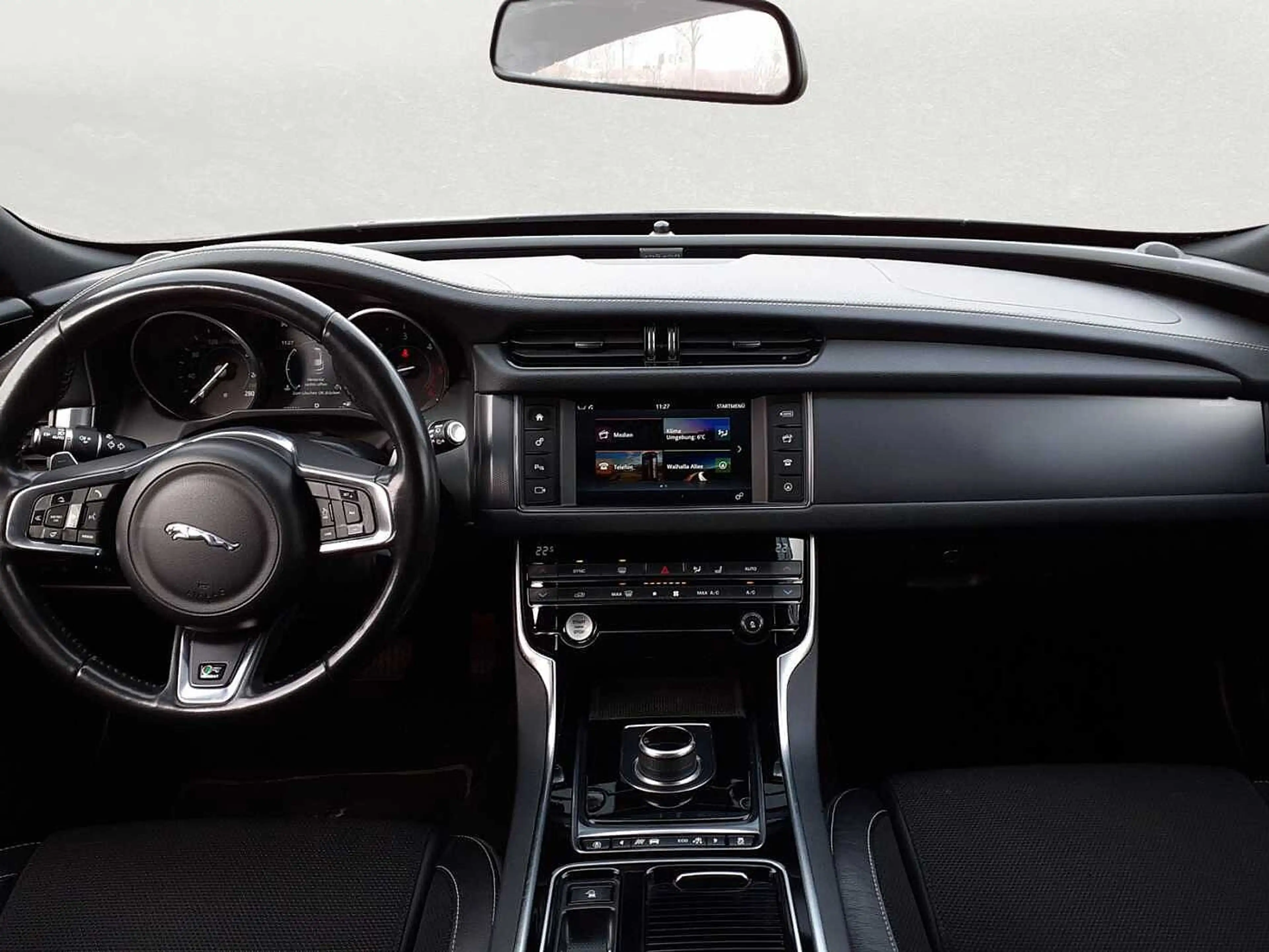 Jaguar XF 25d AWD Sportbrake Aut. R-Sport — photo 4
