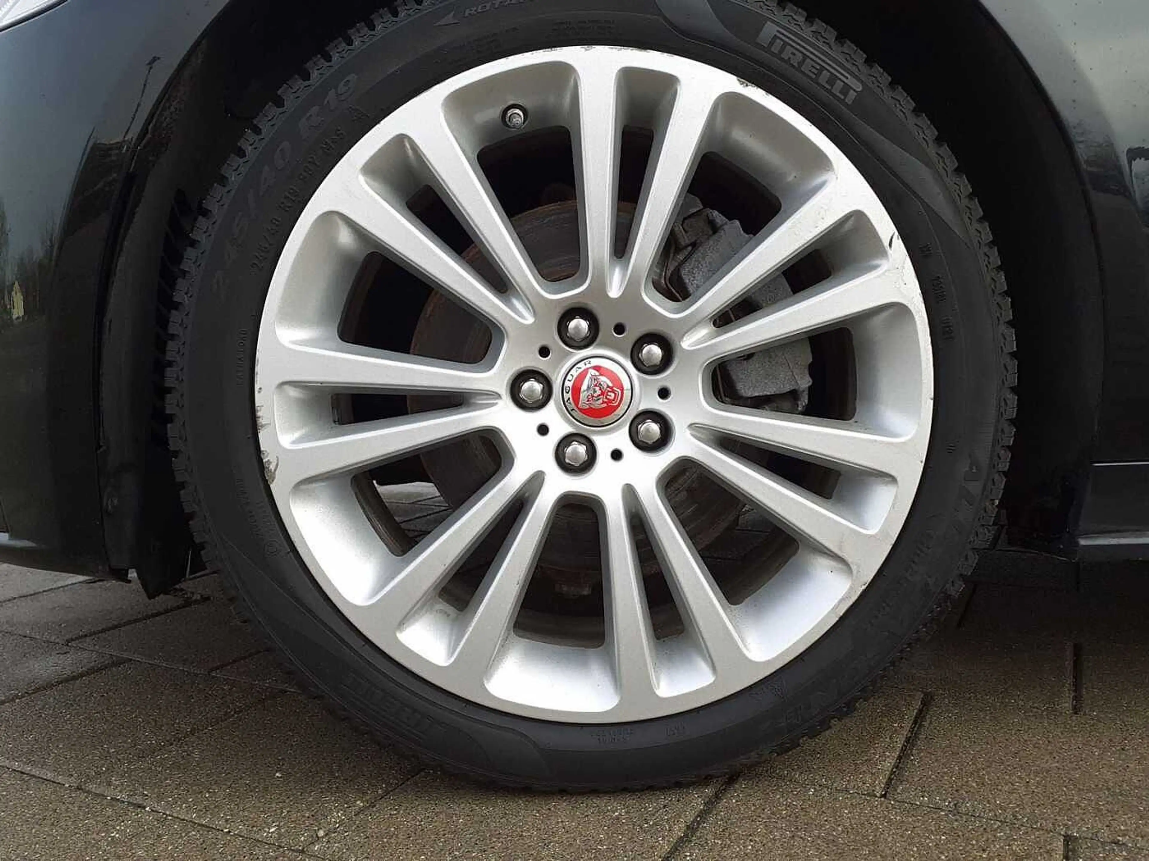 Jaguar XF 25d AWD Sportbrake Aut. R-Sport — photo 9