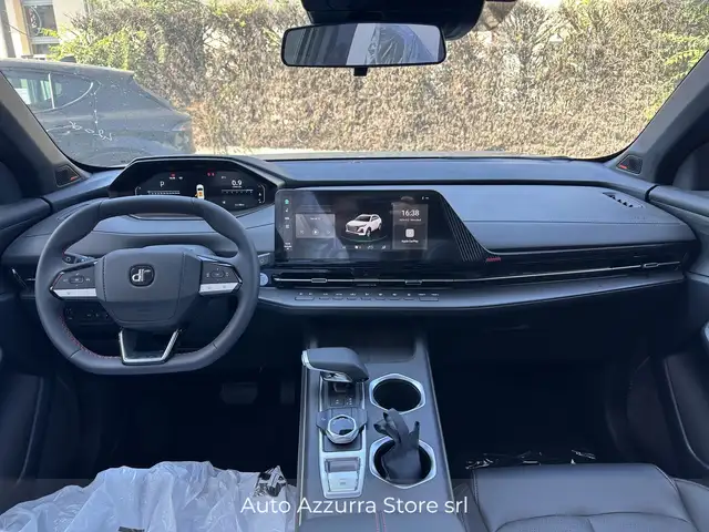 DR Automobiles DR6 view 10