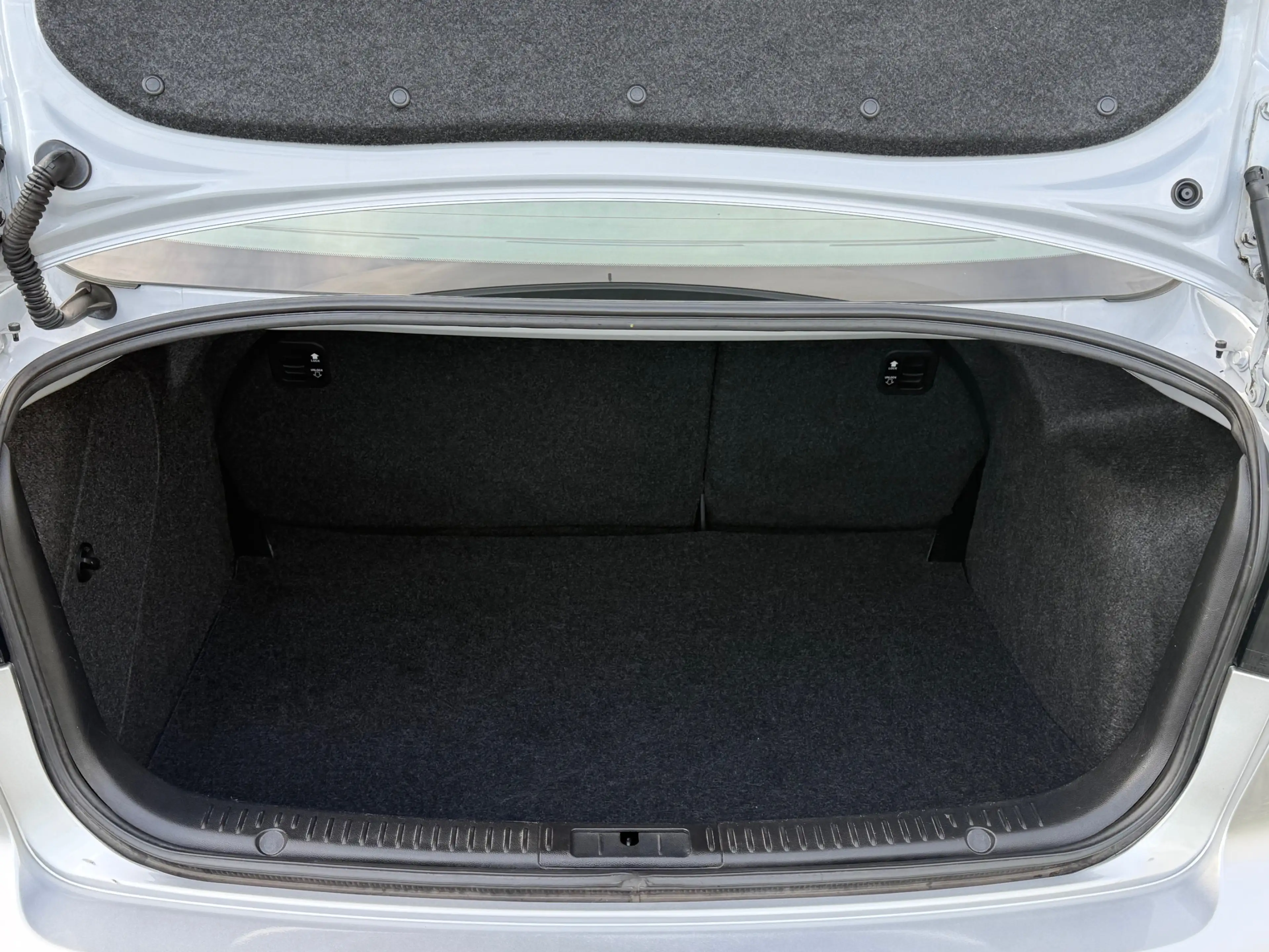 Mazda 3 1.6 Active Automatik TÜV neu 1.HD ZV Klima — photo 15