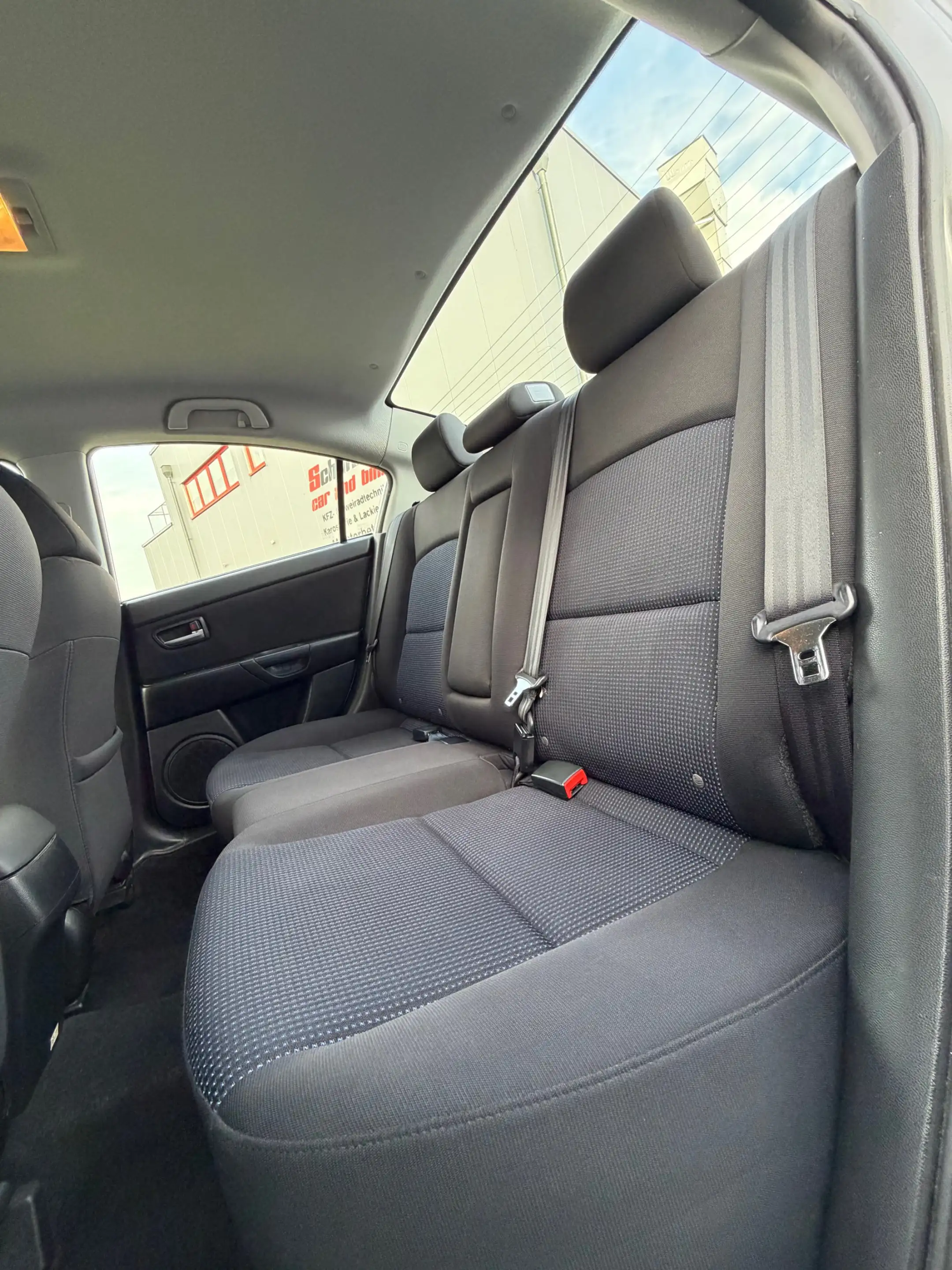 Mazda 3 1.6 Active Automatik TÜV neu 1.HD ZV Klima — photo 14
