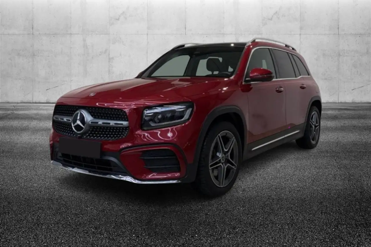 Mercedes-Benz GLB 220