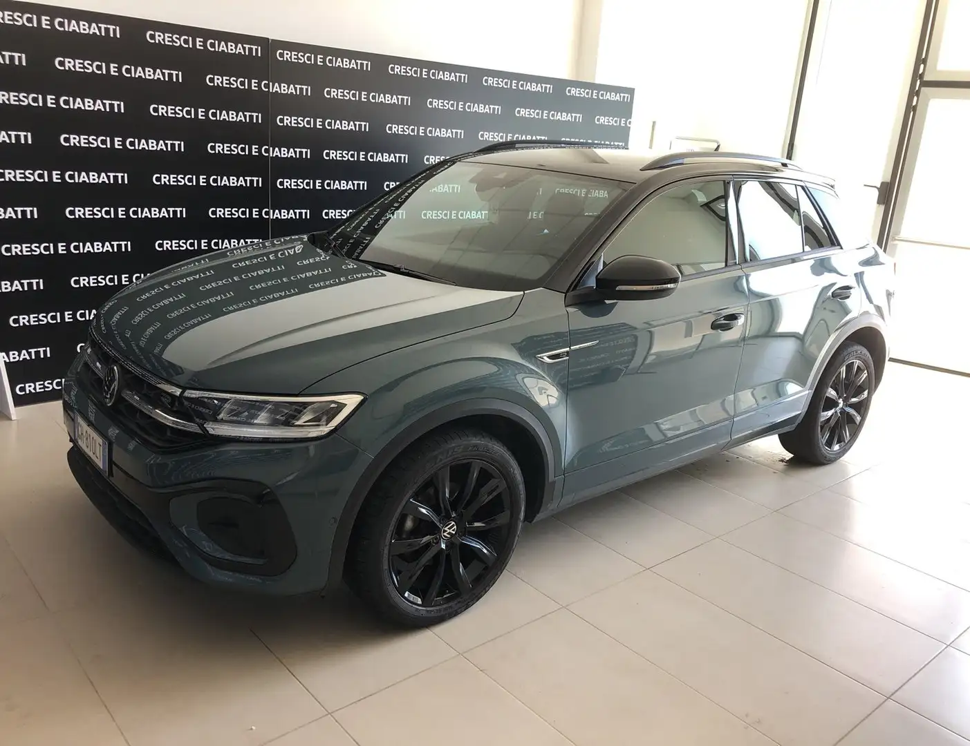Volkswagen T-Roc 2.0 TDI SCR R-Line Blu/Azzurro - 1