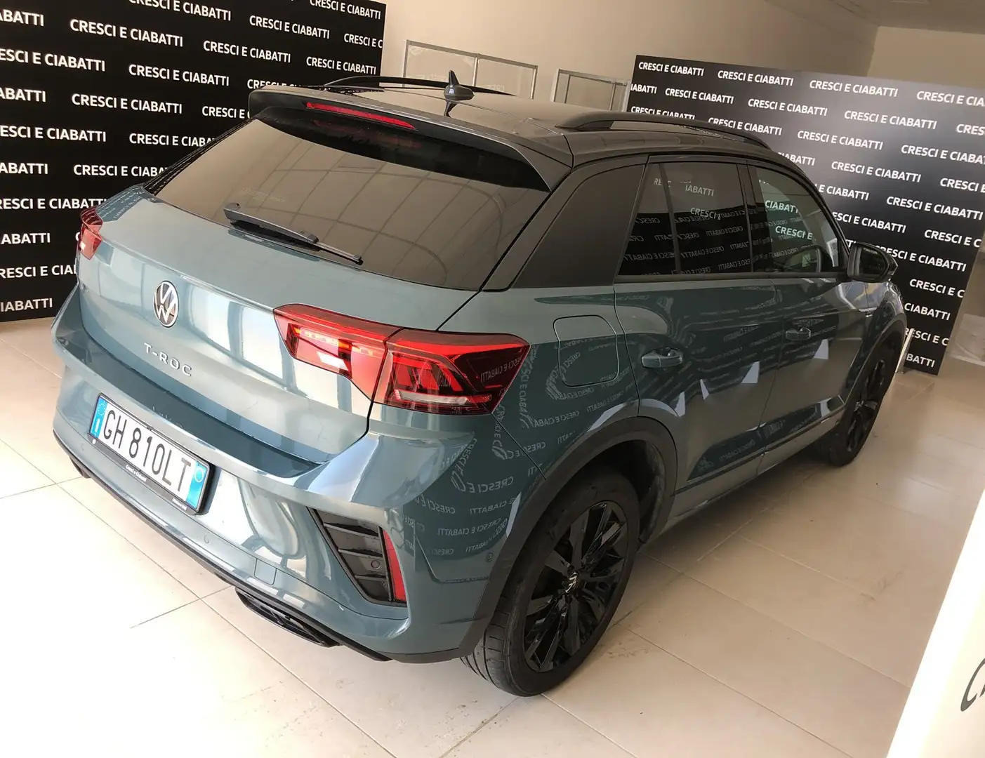 Volkswagen T-Roc 2.0 TDI SCR R-Line Blu/Azzurro - 2