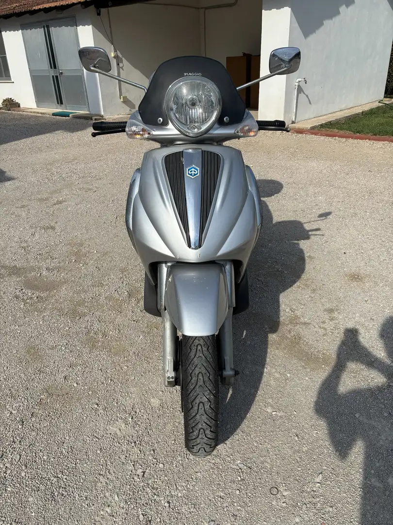 Piaggio Beverly 400 Tourer - 1