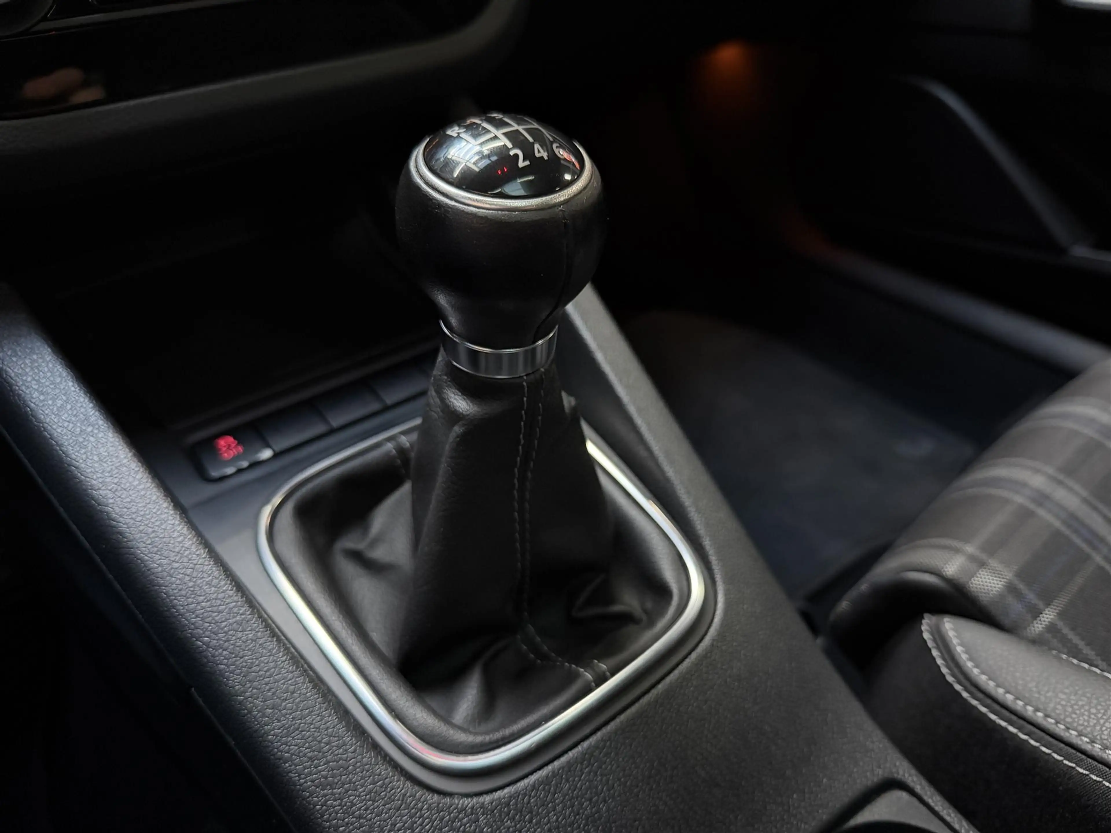 Volkswagen Scirocco 1.4 TSI Edition | Dak | Navi | Cruise | Clima — photo 22