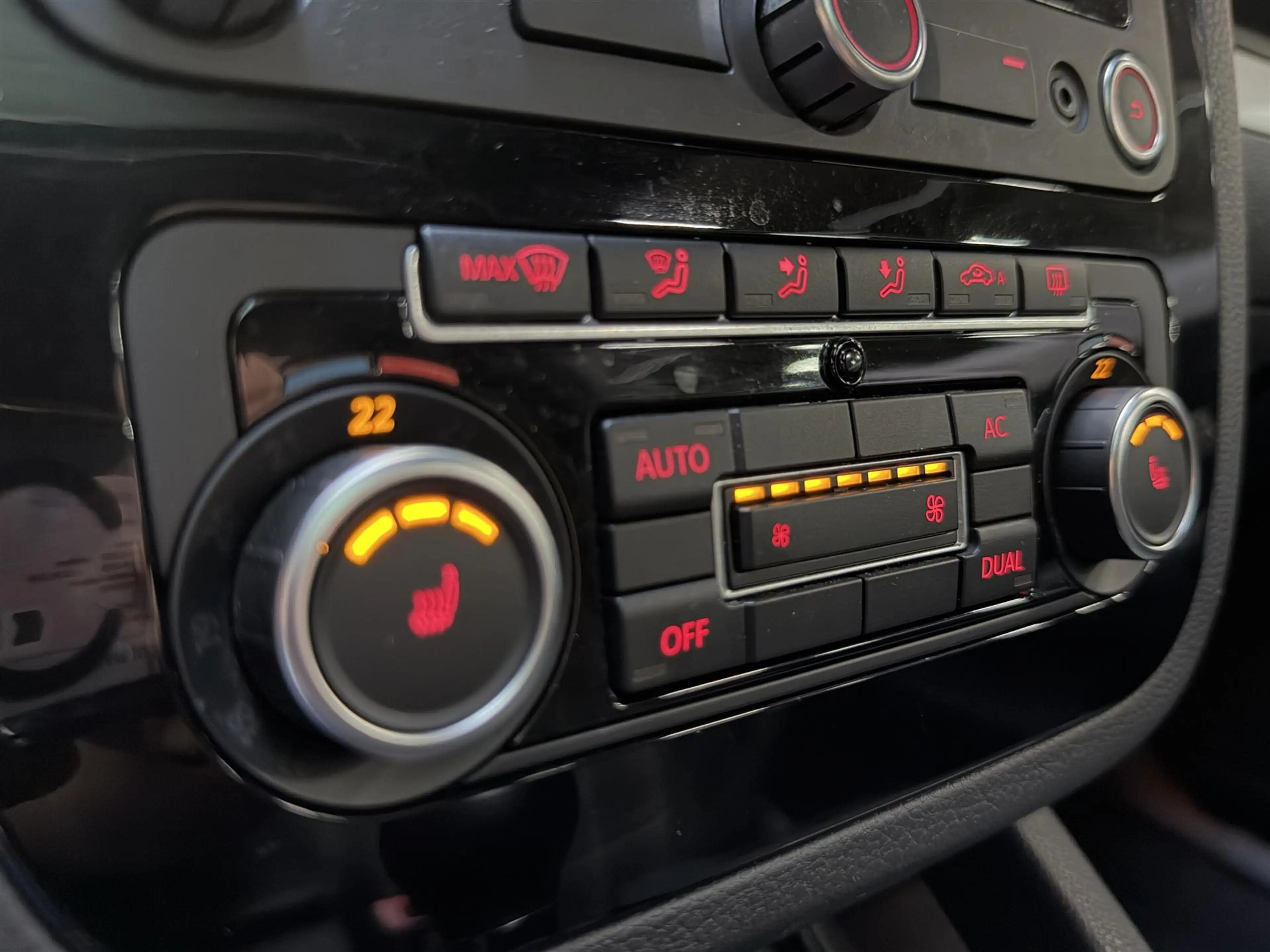 Volkswagen Scirocco 1.4 TSI Edition | Dak | Navi | Cruise | Clima — photo 21