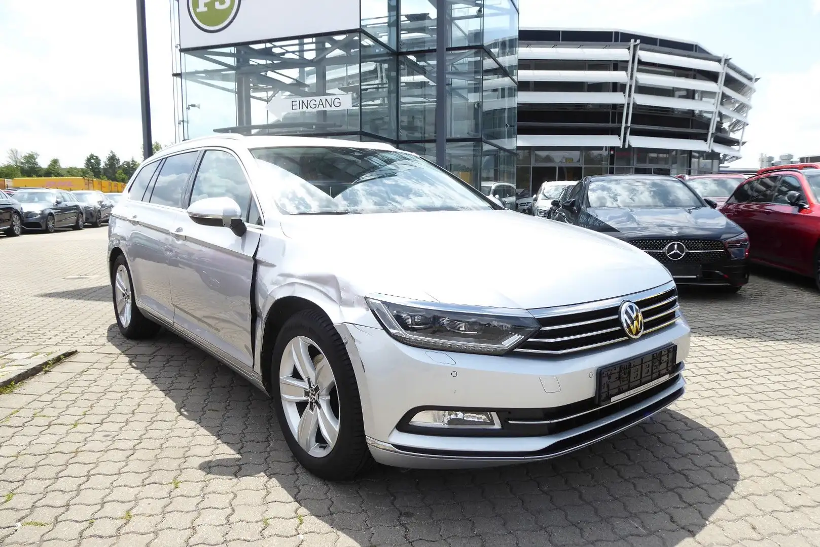 Volkswagen Passat Variant Highline BMT/Start-Stopp Silber - 1