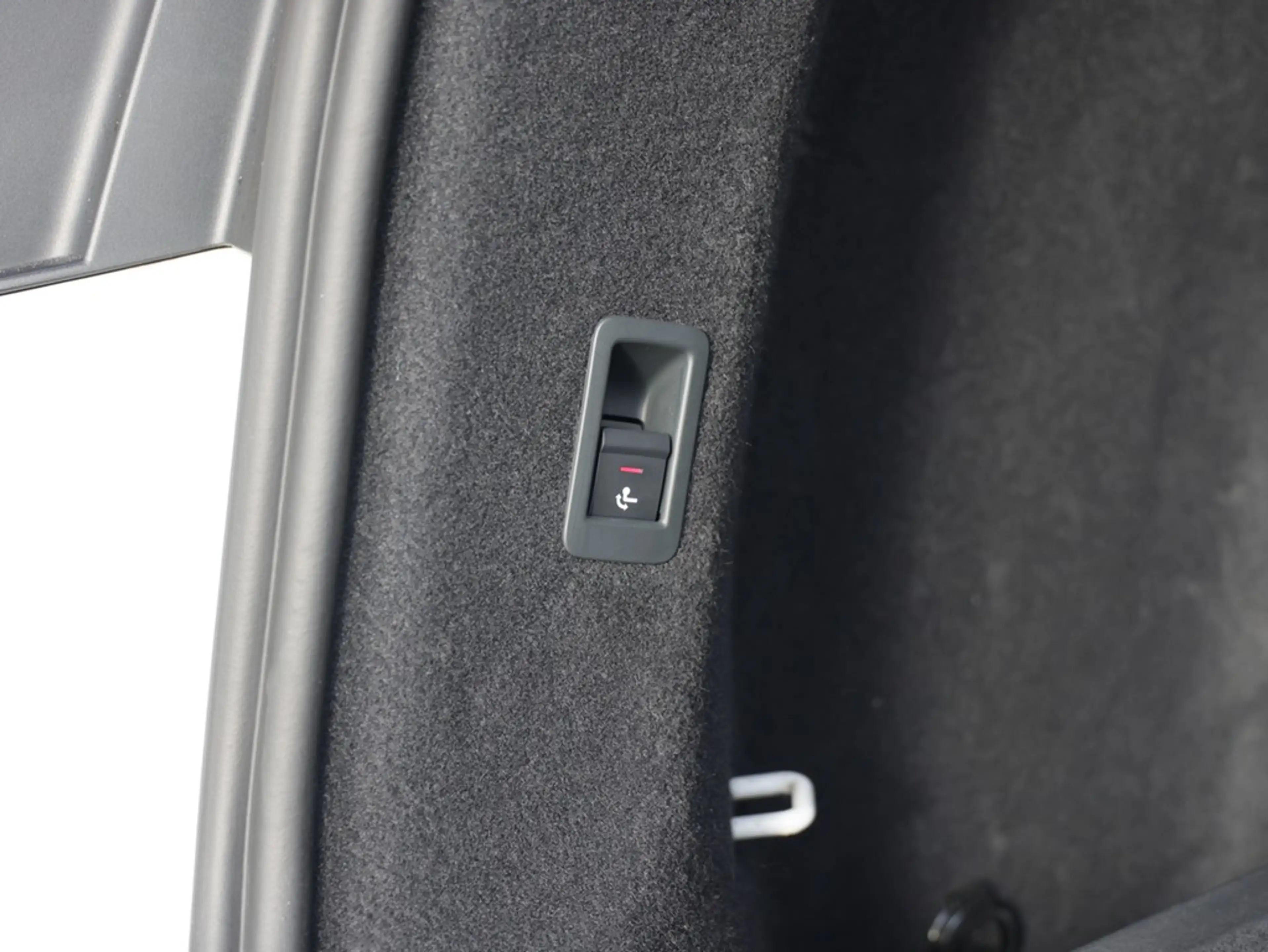Audi Q4 e-tron Sportback 50 e-tron quattro — photo 7