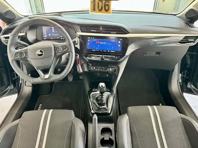 Opel Corsa view 8