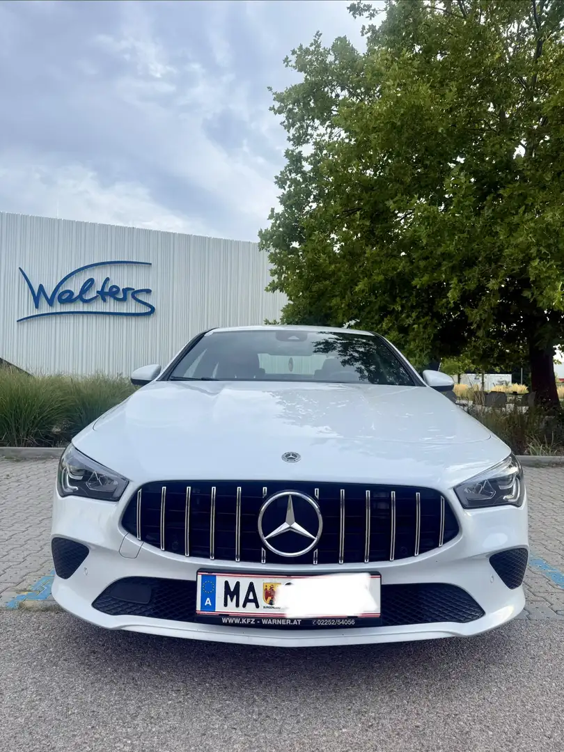 Mercedes-Benz CLA 200 d Aut. Weiß - 1