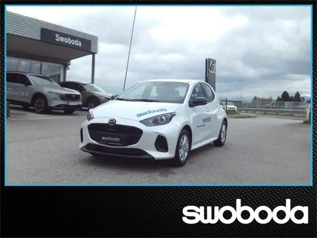 Mazda 2 Hybrid Centre Line