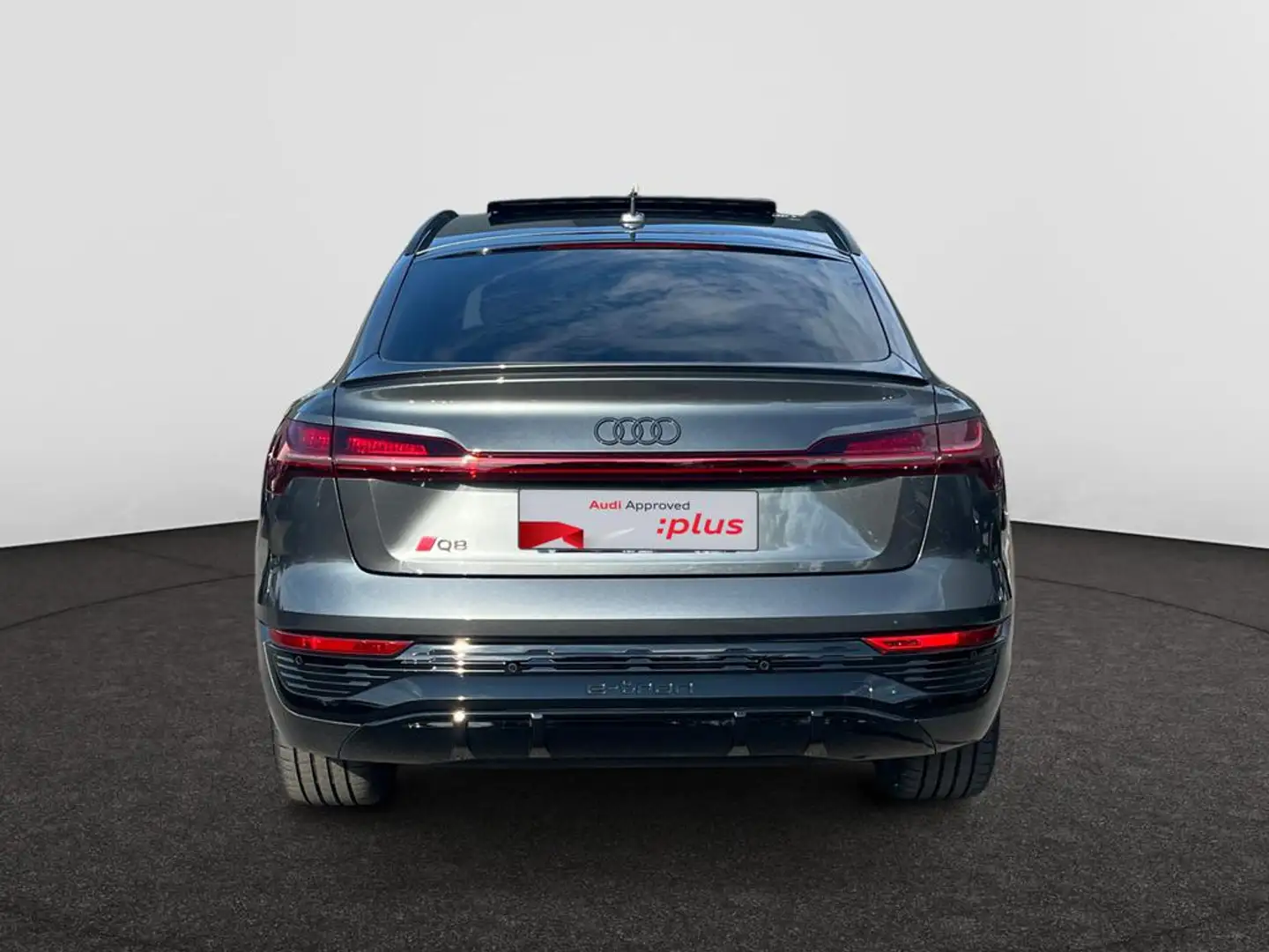 Audi Q8 e-tron Sportback 55*FULL OPTION*S-LINE*408pk*22Kw*PANO*36 Grijs - 2