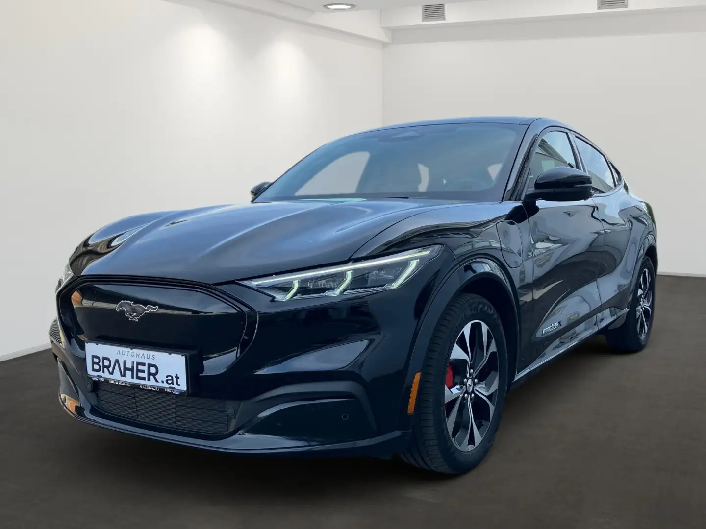 Ford Mustang Mach-E AWD (Extented Range) FAP Ambi DAB Schwarz - 2
