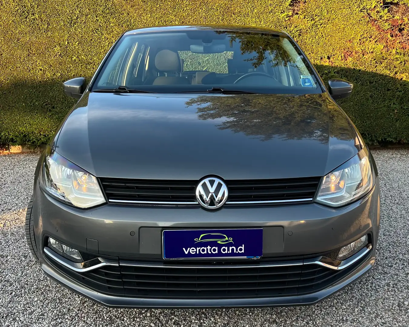 Volkswagen Polo Polo 1.4 TDI Highline BlueMotion Tech Gris - 2