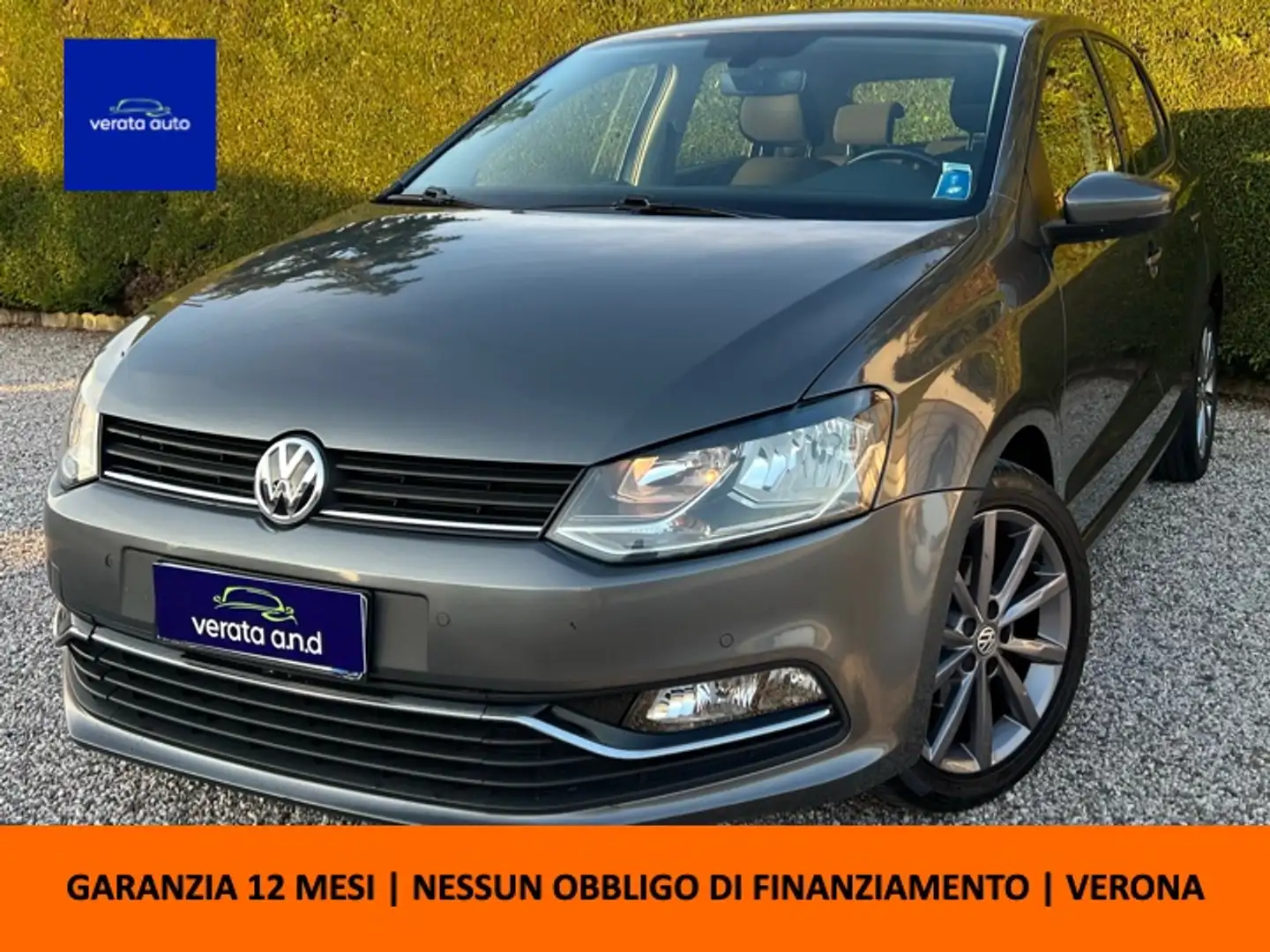 Volkswagen Polo Polo 1.4 TDI Highline BlueMotion Tech Gris - 1