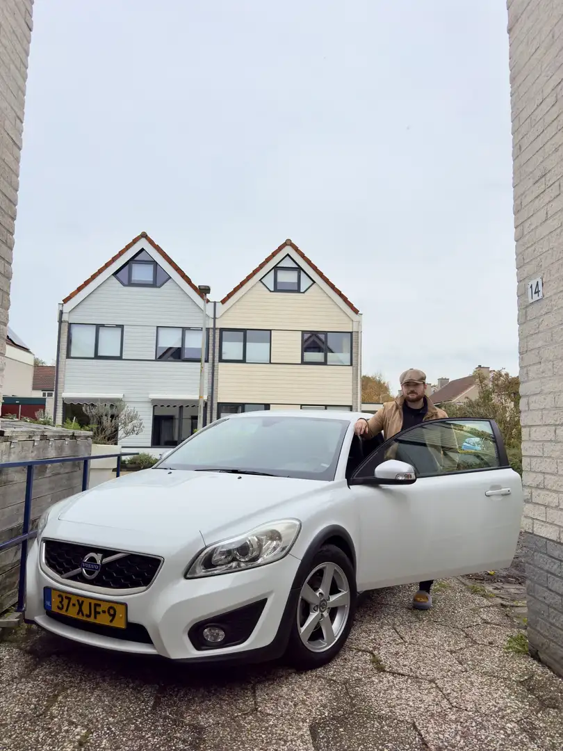 Volvo C30 1.6 D2 R-Design Wit - 1