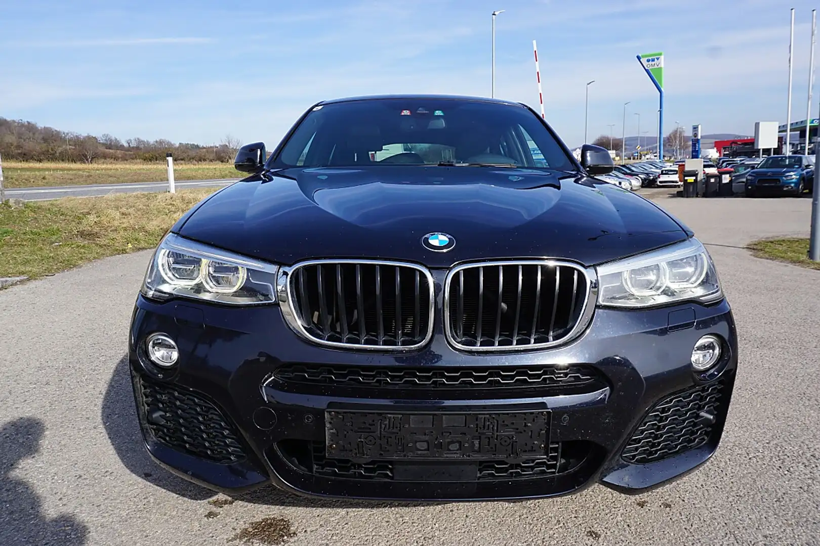 BMW X4 xDrive 20d M-Paket Schwarz - 1