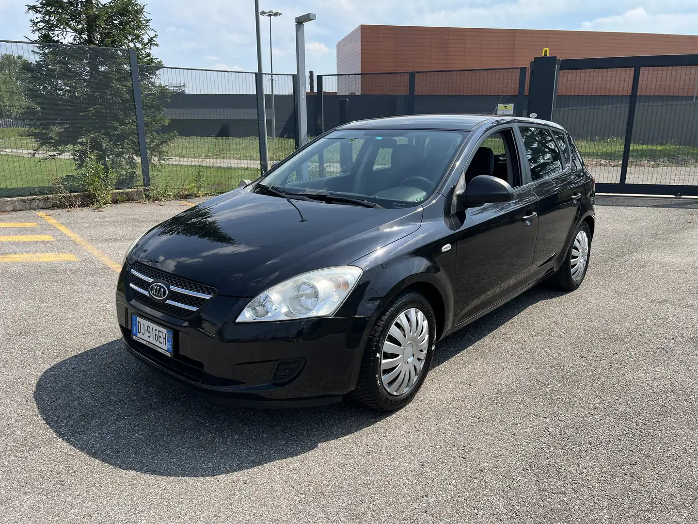 Kia Ceed / cee'd 5p 1.4 EX - 1