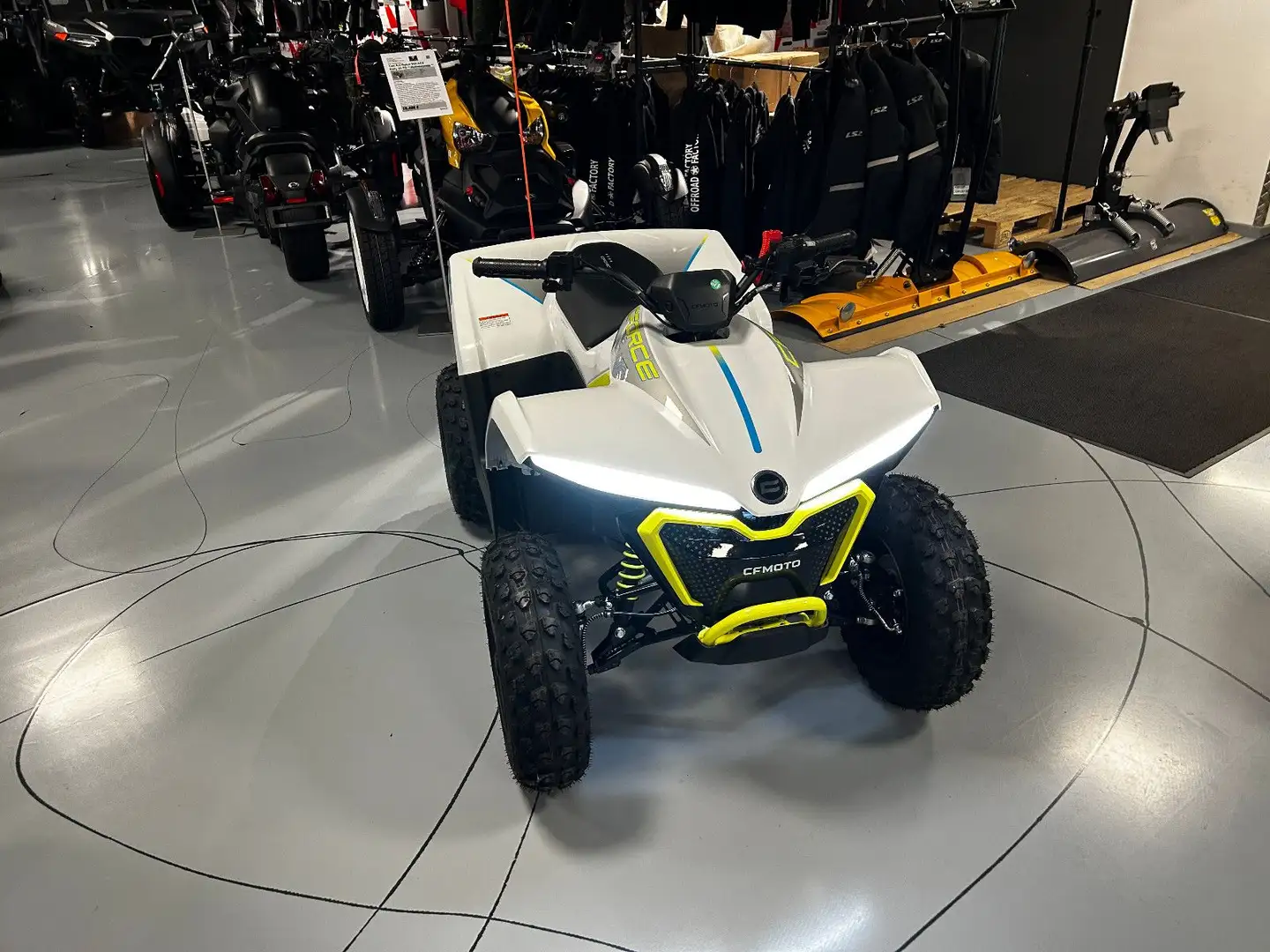 CF Moto CFORCE 110 EV Elektro Kinderquad Kinder ATV Weiß - 2