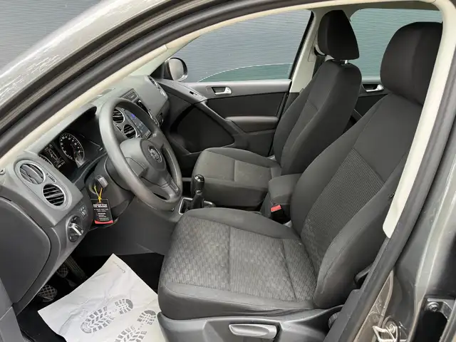 Volkswagen Tiguan view 11